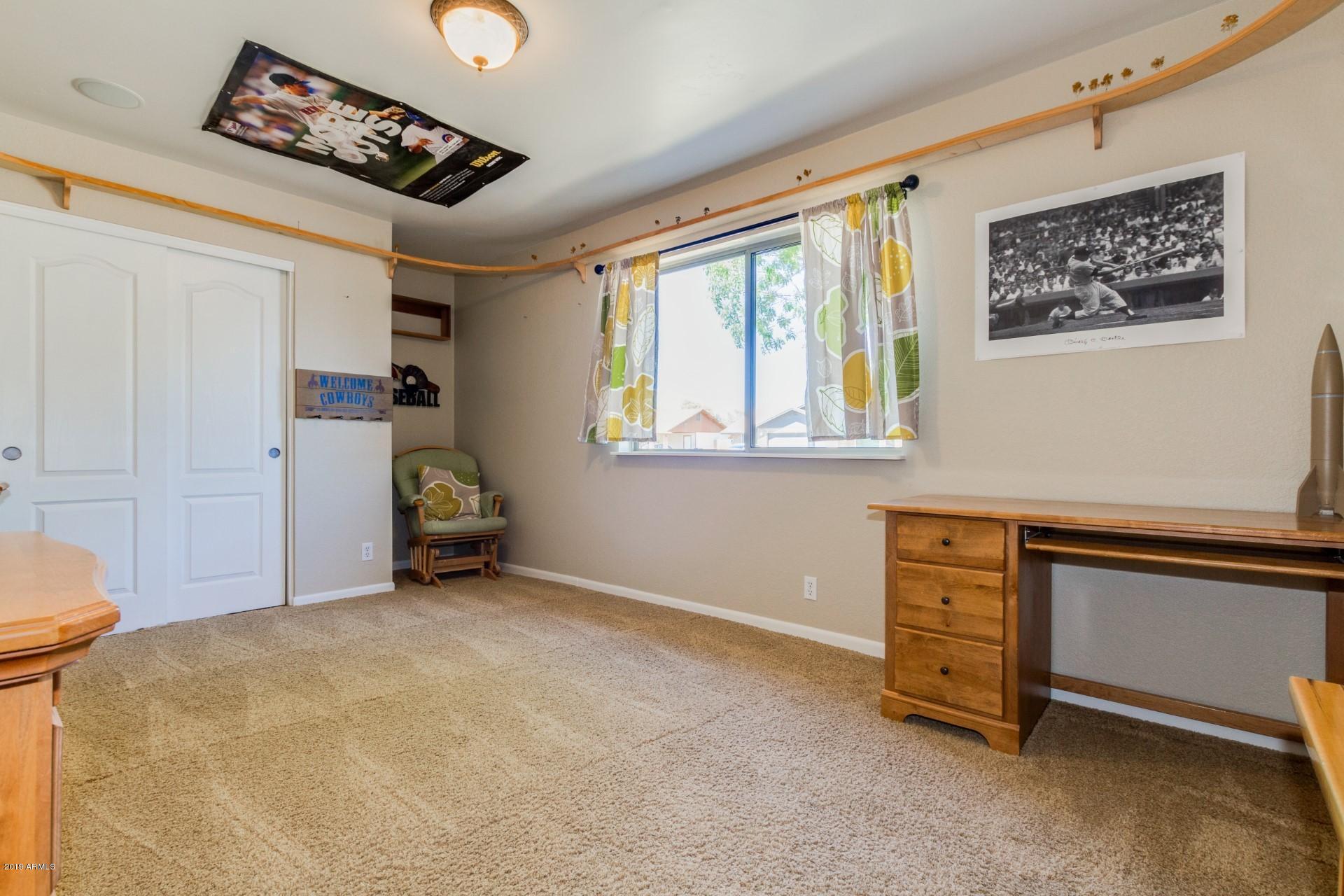 233 East Silver Creek Road Gilbert, AZ 85296 - Photo 15 of 26 0016-Silver Creek - 233 (16)