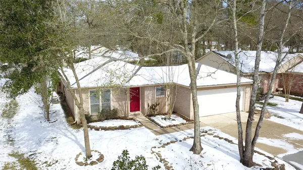 $1,900 | 76 South Wavy Oak Circle, Spring, TX 77381