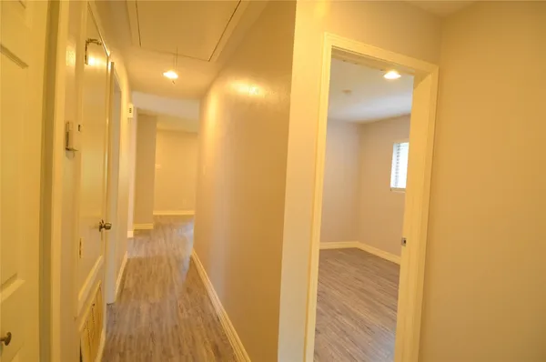 $1,900 | 76 South Wavy Oak Circle, Spring, TX 77381