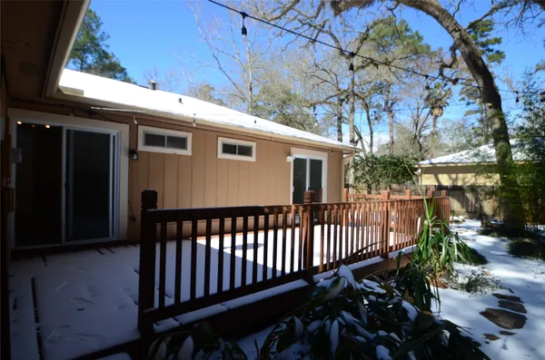 $1,900 | 76 South Wavy Oak Circle, Spring, TX 77381