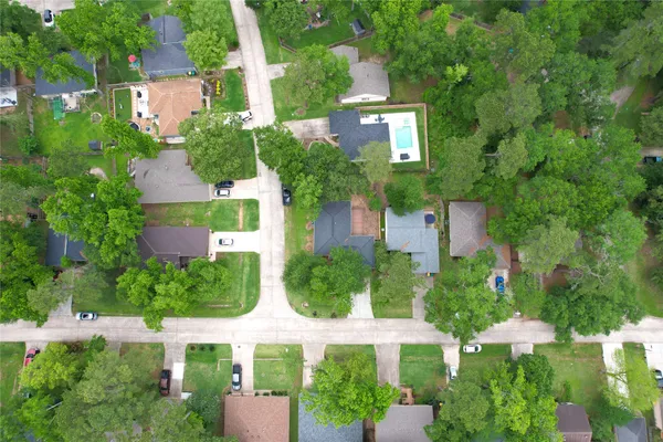 $1,900 | 76 South Wavy Oak Circle, Spring, TX 77381