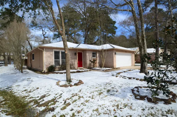 $1,900 | 76 South Wavy Oak Circle, Spring, TX 77381