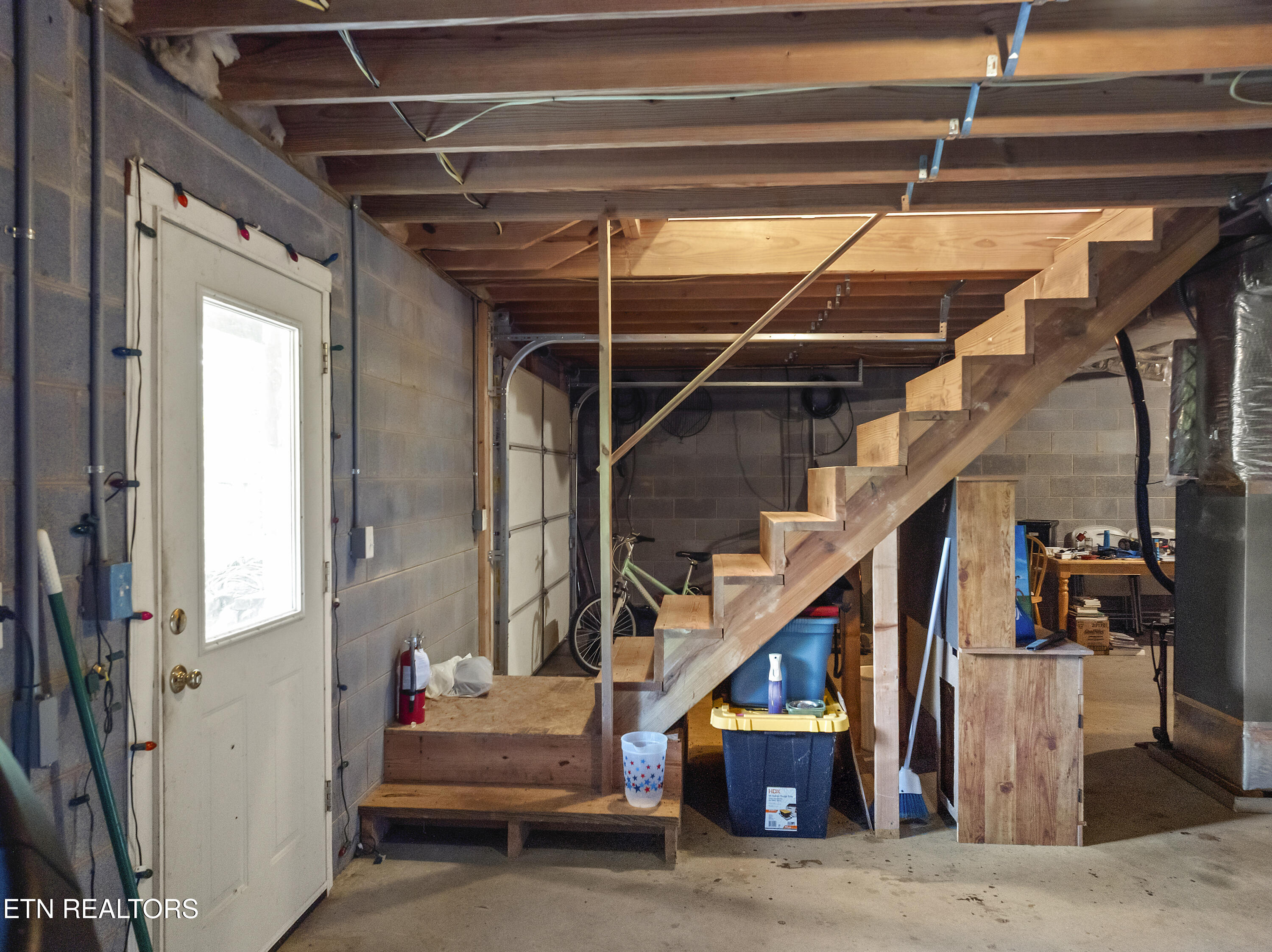 978 Corey Way Del Rio, TN 37727 - Photo 31 of 50 DJI_20250429174603_0113_D