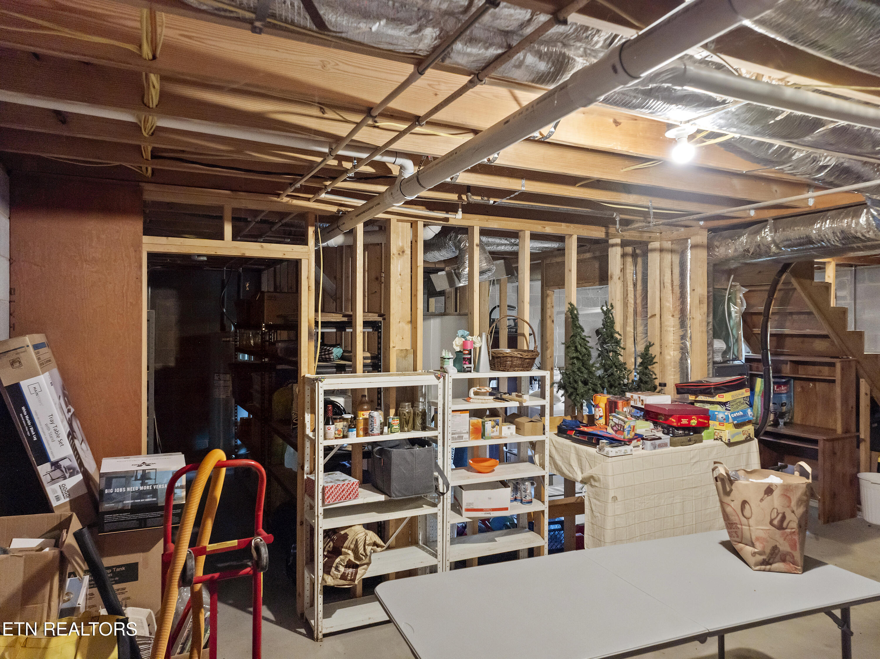 978 Corey Way Del Rio, TN 37727 - Photo 35 of 50 DJI_20250429174642_0116_D