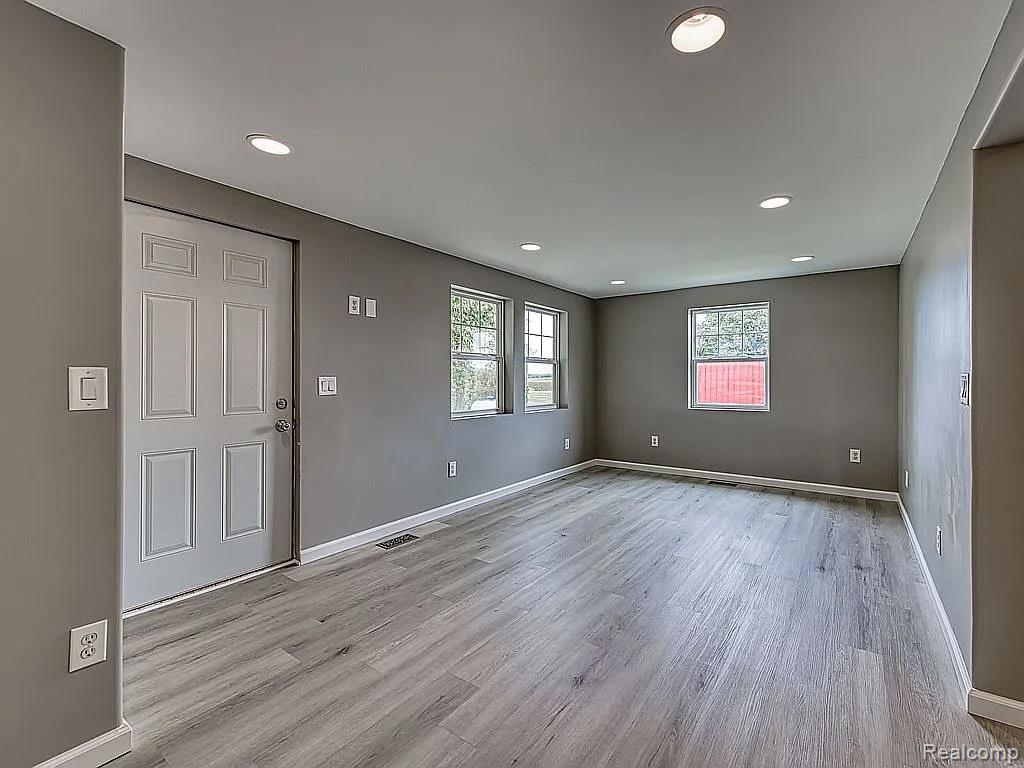 14191 Lickley Road Waldron, MI 49288 - Photo 2 of 29
