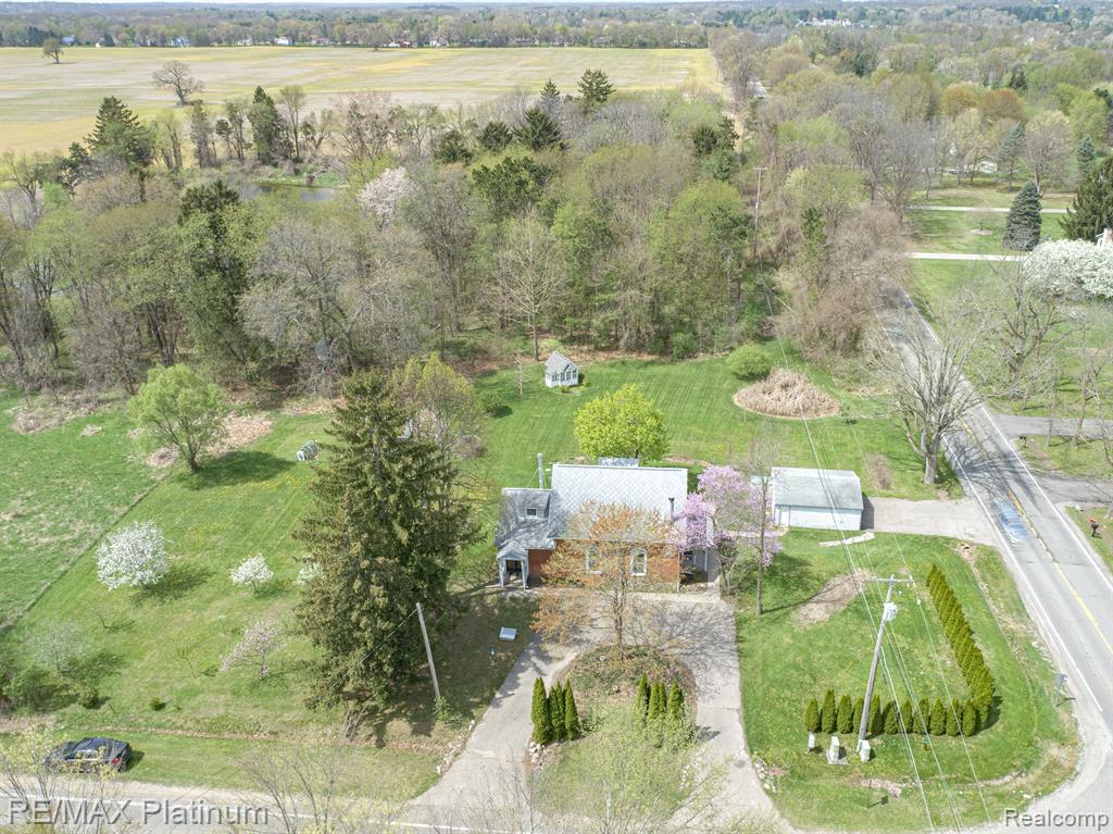 4015 Bennett Lake Road Fenton, MI 48430 - Photo 49 of 51
