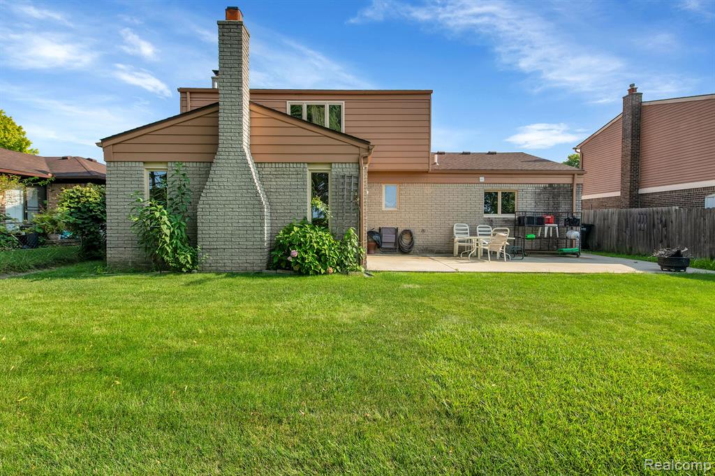 3179 Elmcrest Road Sterling Heights, MI 48310 - Photo 17 of 17