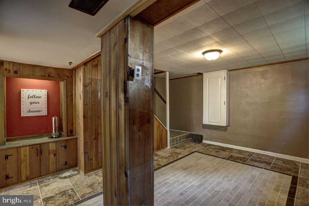 411 Rutherford Road Harrisburg, PA 17109 - Photo 21 of 25 Gallery Image 21