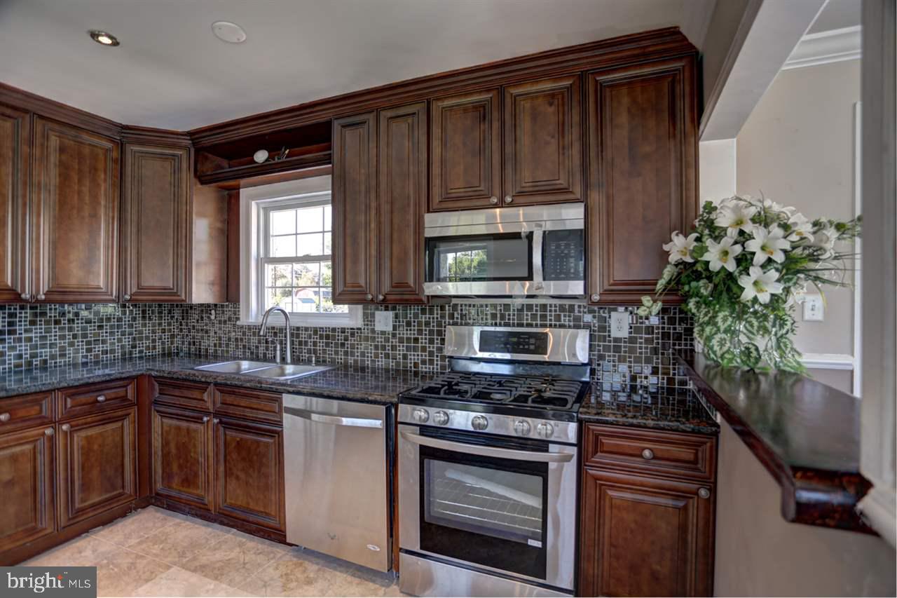 411 Rutherford Road Harrisburg, PA 17109 - Photo 8 of 25 Gallery Image 8