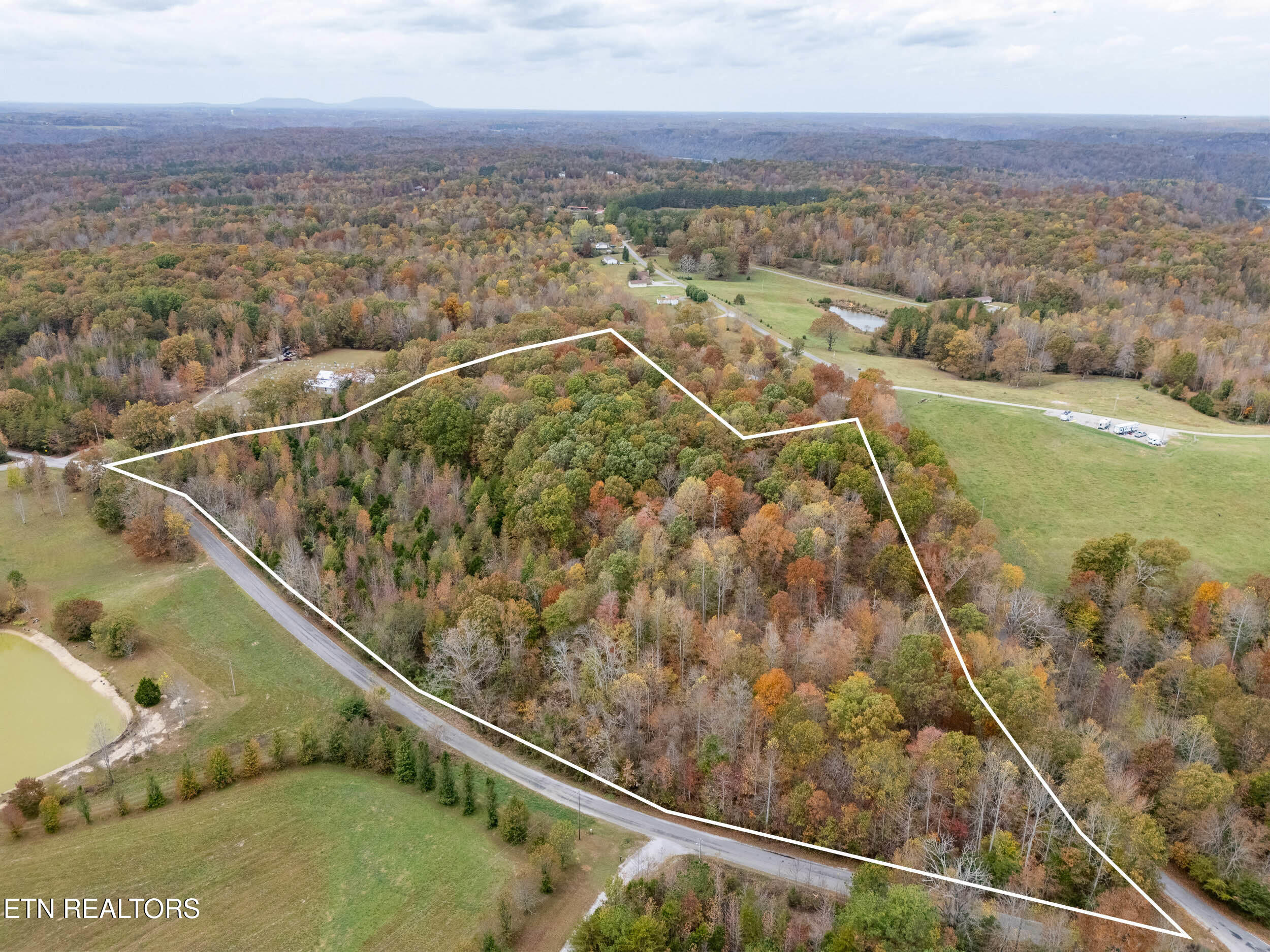 17.98-acre Pin Hook Road Sparta, TN 38583 - Photo 4 of 15 3