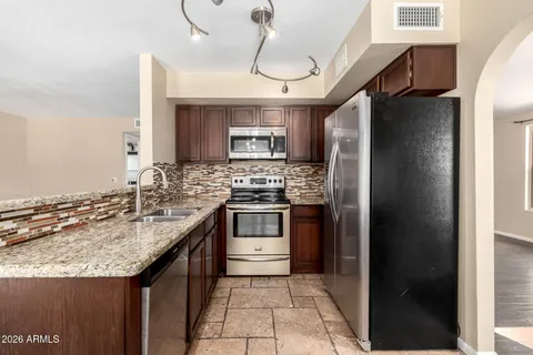 $650,000 | 6533 East Beverly Lane, Scottsdale, AZ 85254