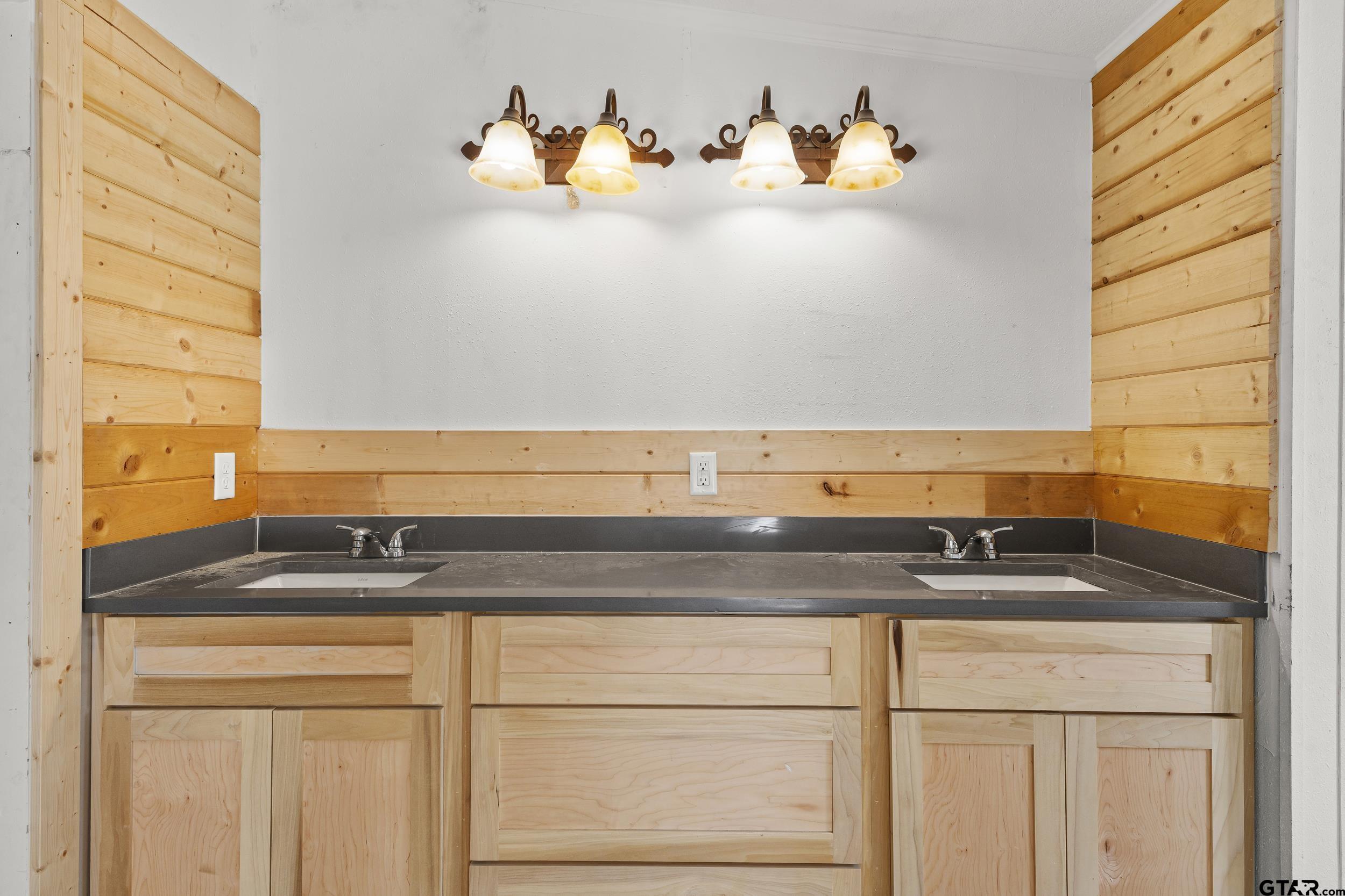 180 Southeast County Road Southeast Mount Vernon, TX 75457 - Photo 23 of 32