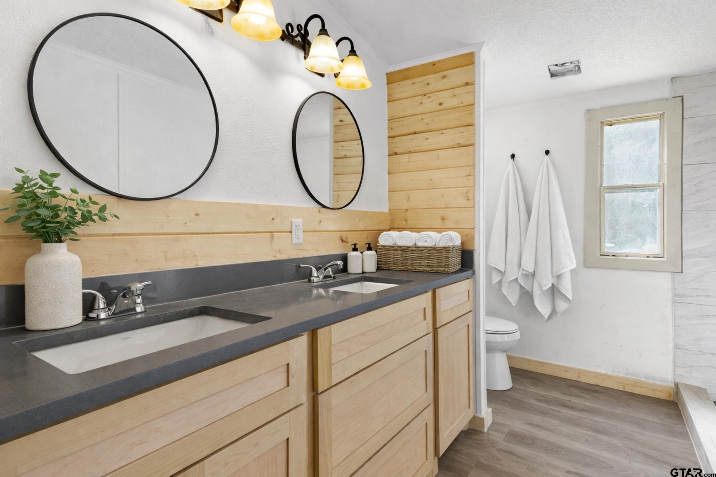 180 Southeast County Road Southeast Mount Vernon, TX 75457 - Photo 24 of 32