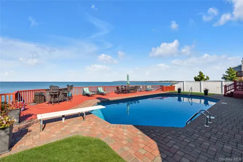 $1,895,000 | 43 Oak Point Drive North, Bayville, NY 11709