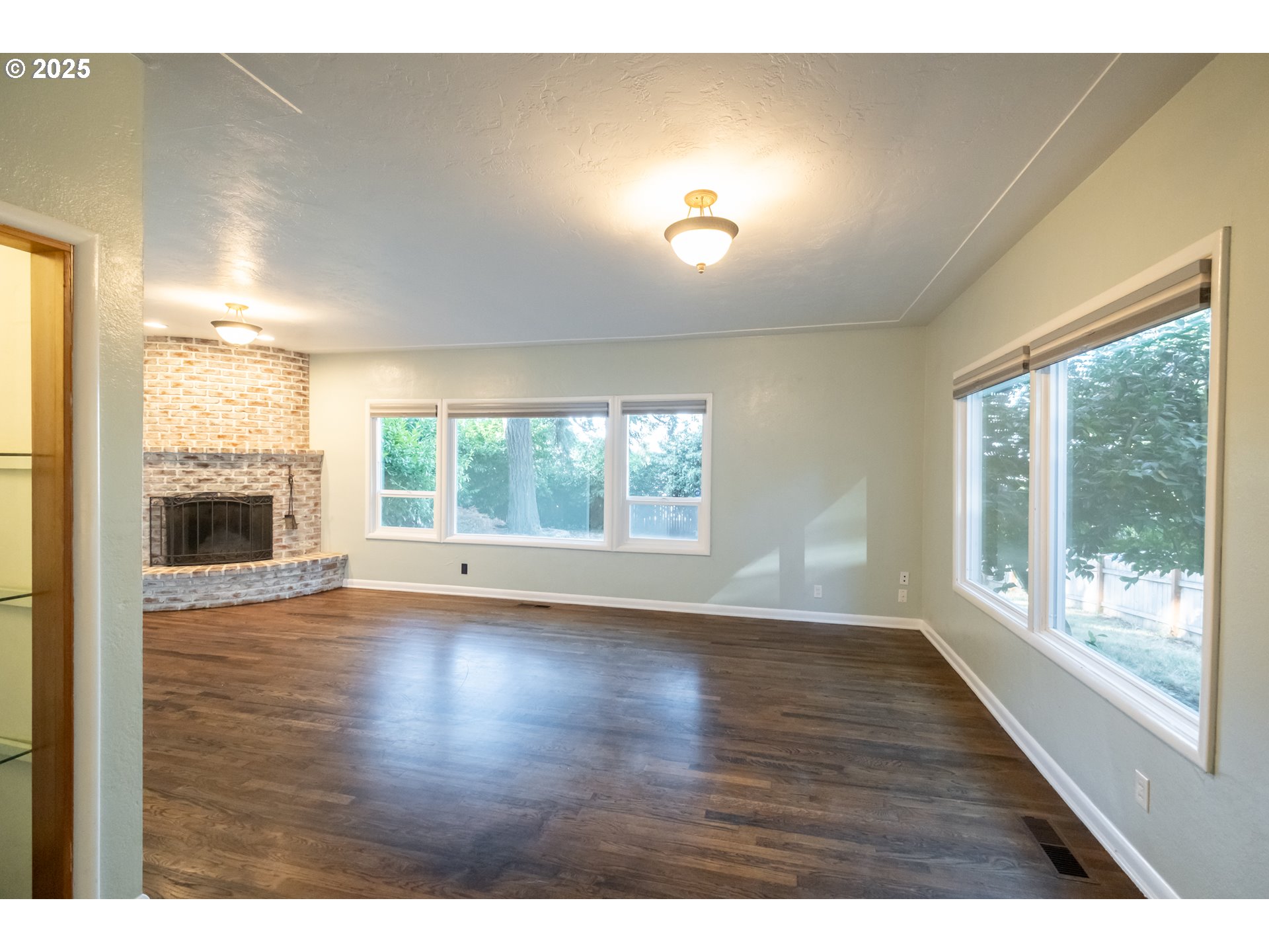 4417 Battle Creek Road Southeast Salem, OR 97302 - Photo 11 of 37