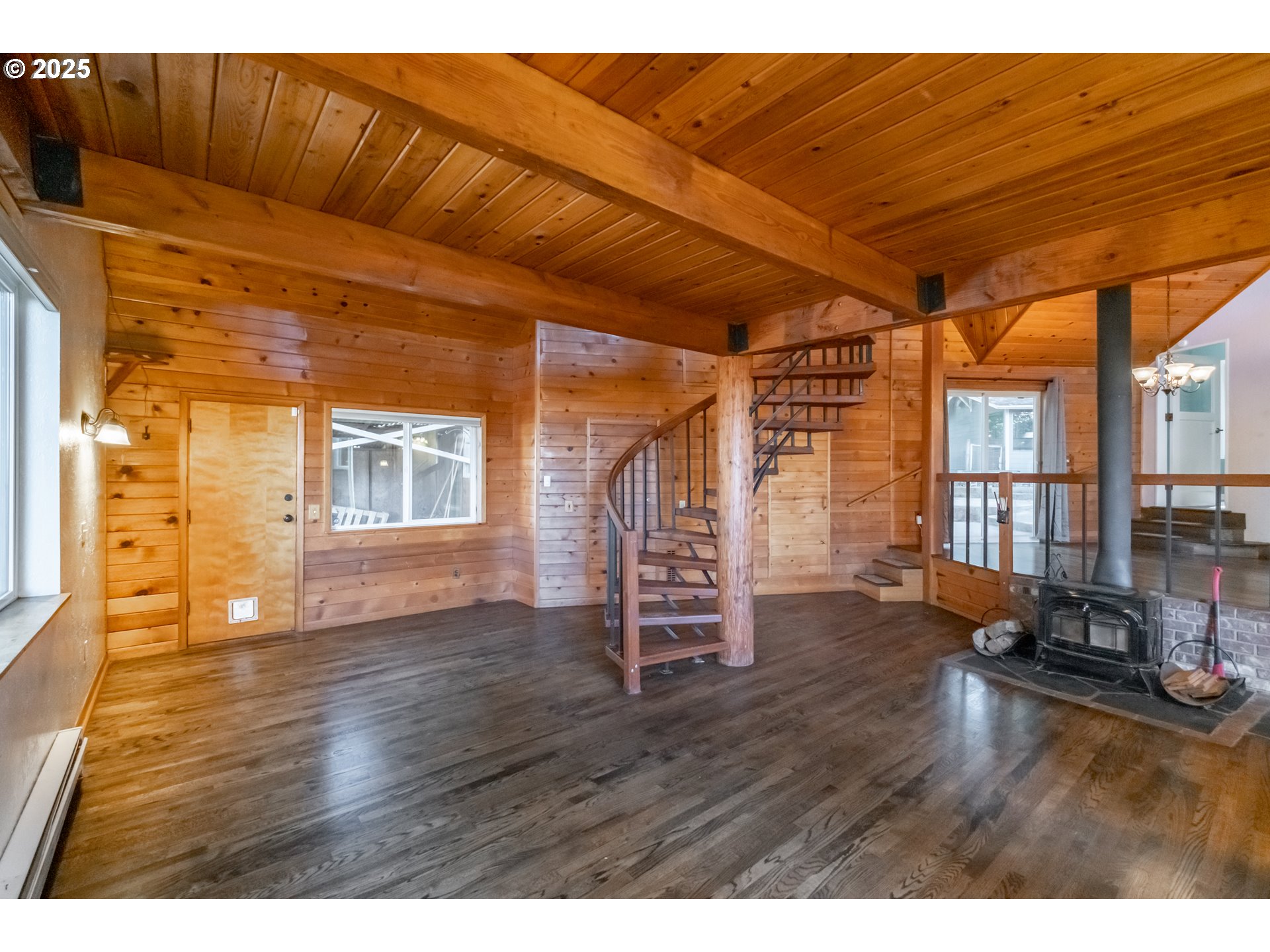 4417 Battle Creek Road Southeast Salem, OR 97302 - Photo 5 of 37