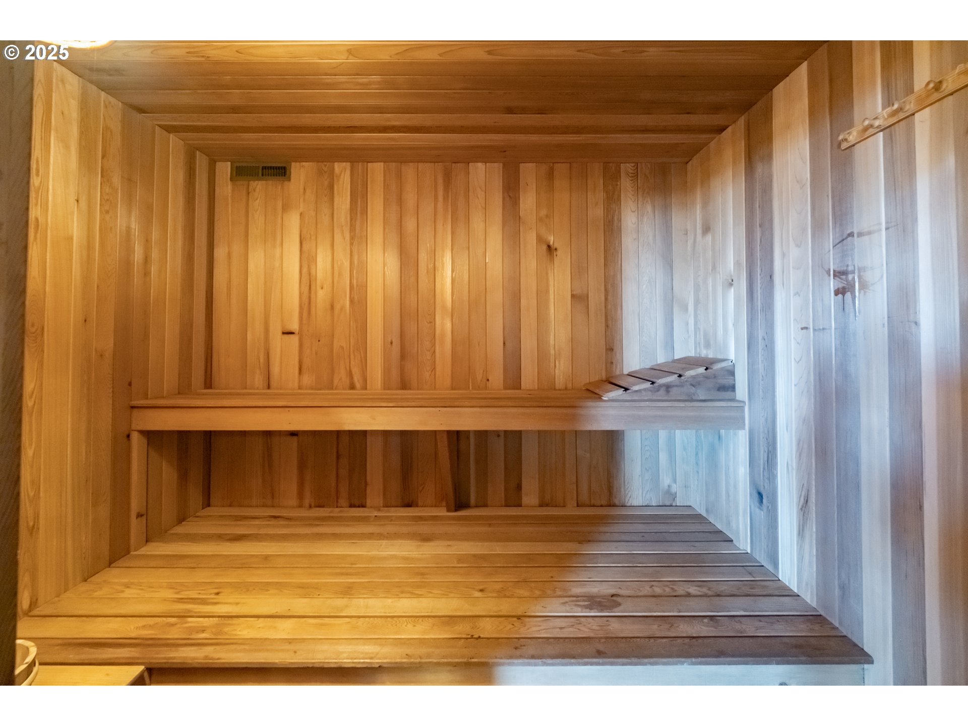 4417 Battle Creek Road Southeast Salem, OR 97302 - Photo 7 of 37