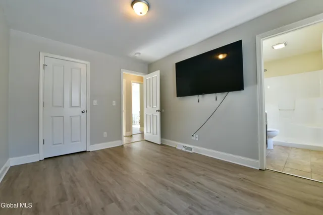 $349,900 | 10 Linden Lane, Milton, NY 12020