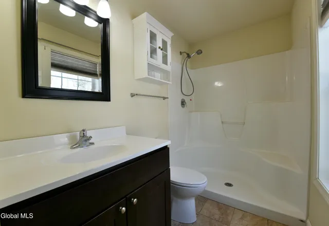 $349,900 | 10 Linden Lane, Milton, NY 12020