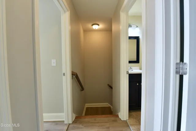 $349,900 | 10 Linden Lane, Milton, NY 12020