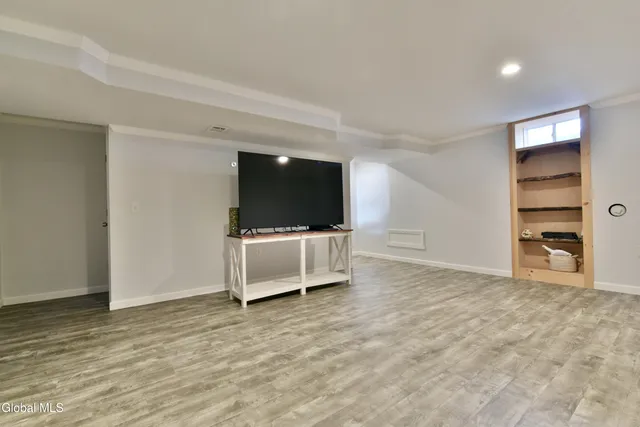 $349,900 | 10 Linden Lane, Milton, NY 12020