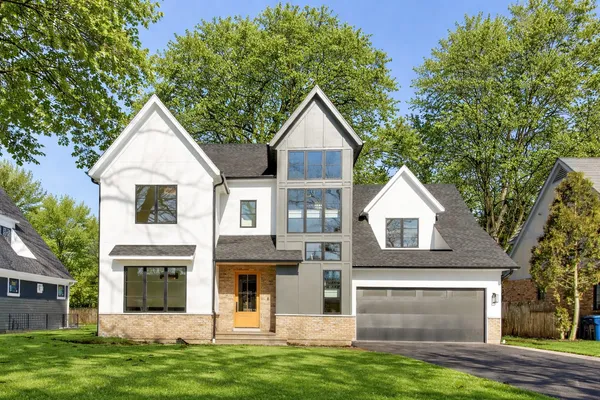$2,599,000 | 2938 Indianwood Road, Wilmette, IL 60091