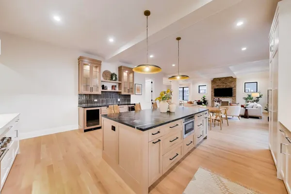 $2,599,000 | 2938 Indianwood Road, Wilmette, IL 60091