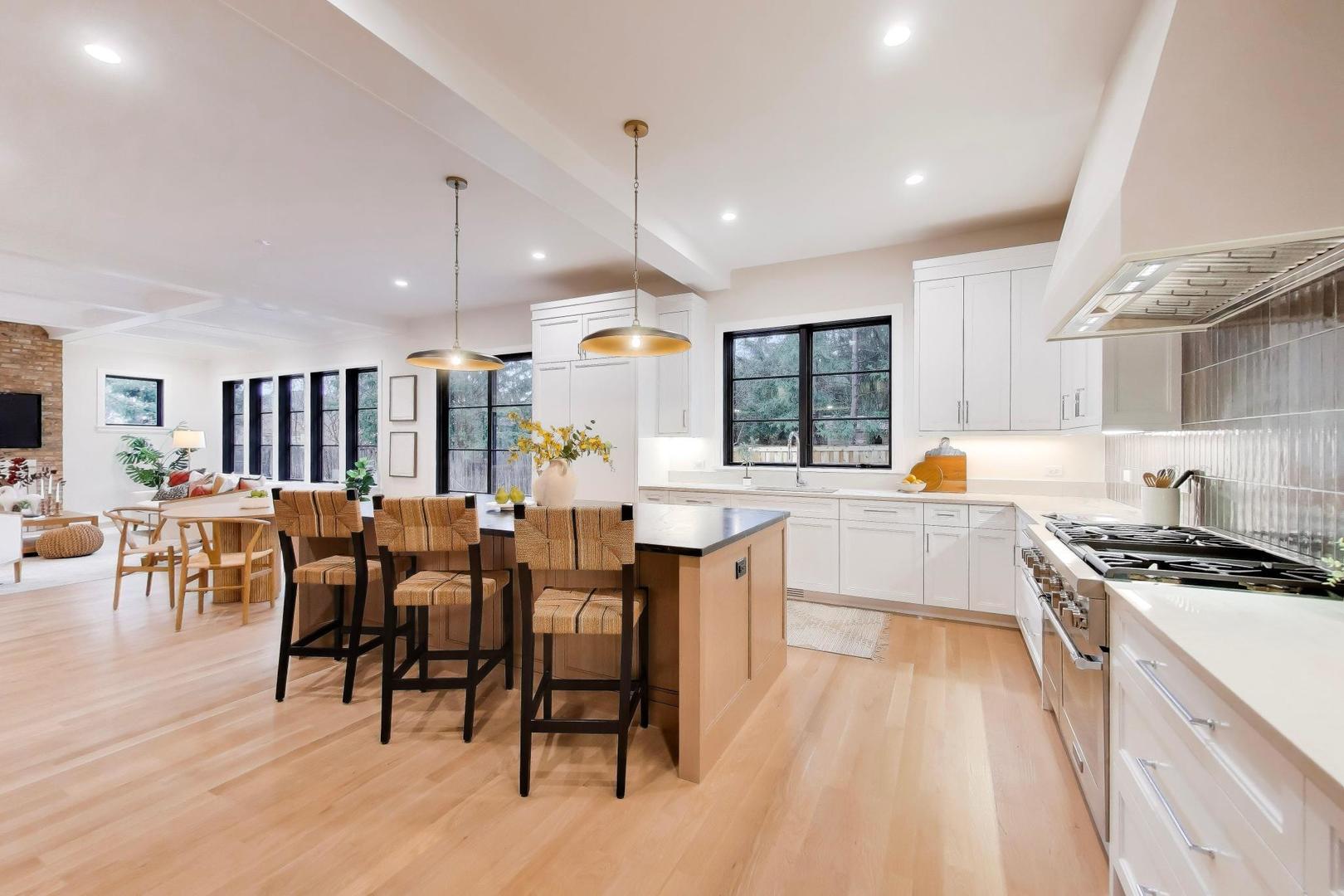 2938 Indianwood Road Wilmette, IL 60091 - Photo 13 of 53