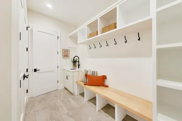 $2,599,000 | 2938 Indianwood Road, Wilmette, IL 60091