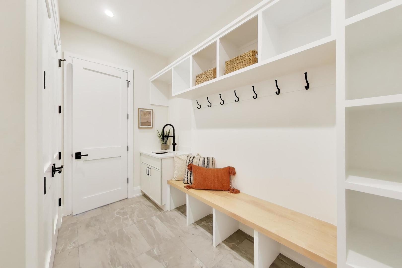 2938 Indianwood Road Wilmette, IL 60091 - Photo 19 of 53