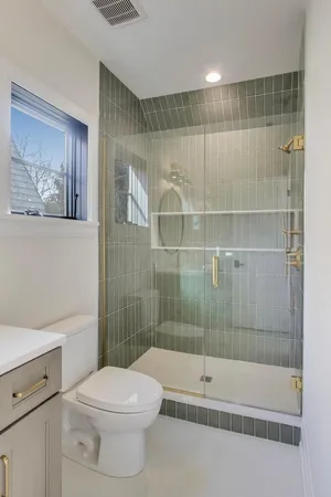 $2,599,000 | 2938 Indianwood Road, Wilmette, IL 60091