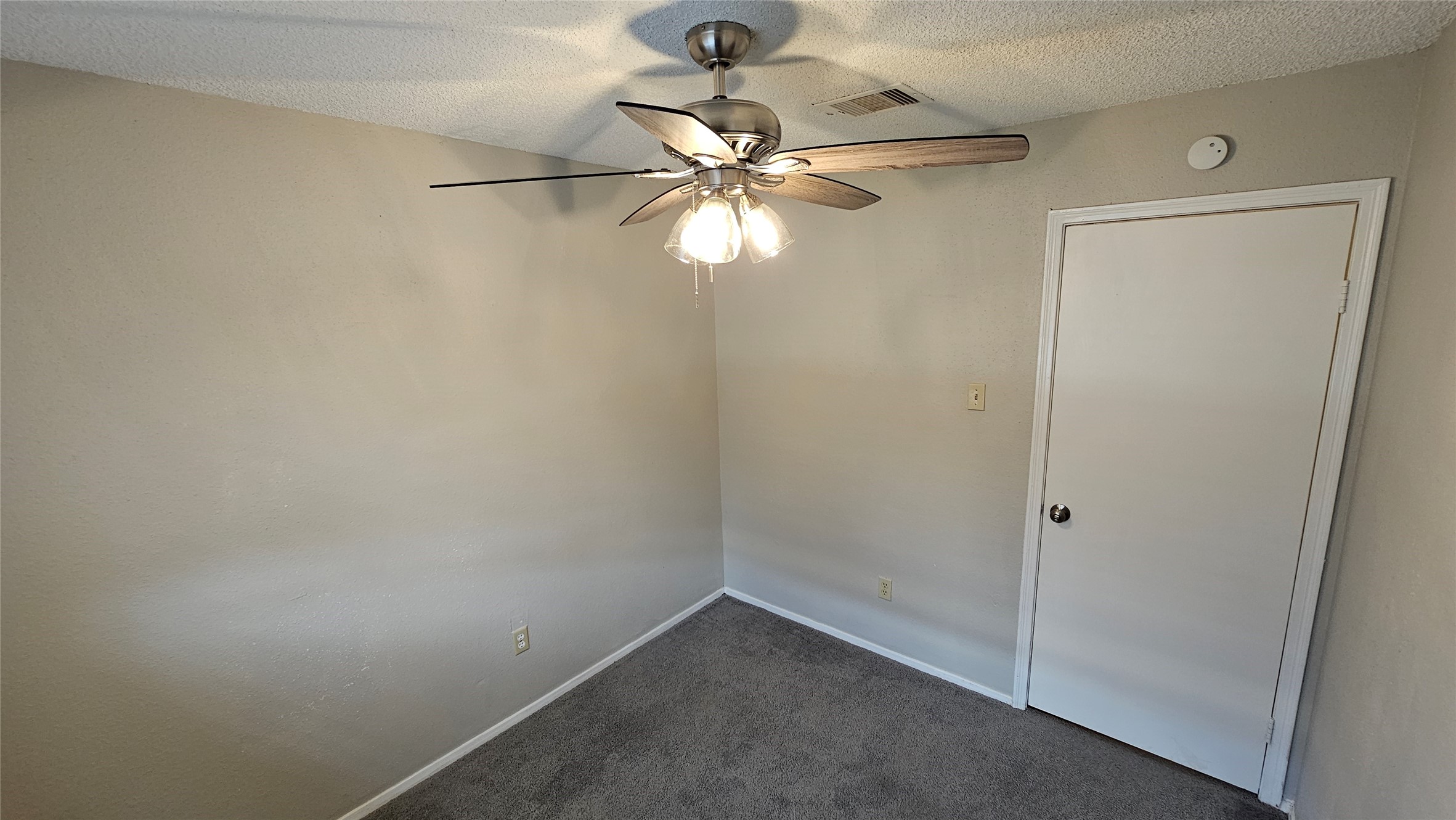 5210 Russelville Road Houston, TX 77048 - Photo 18 of 21 Gallery Image 18