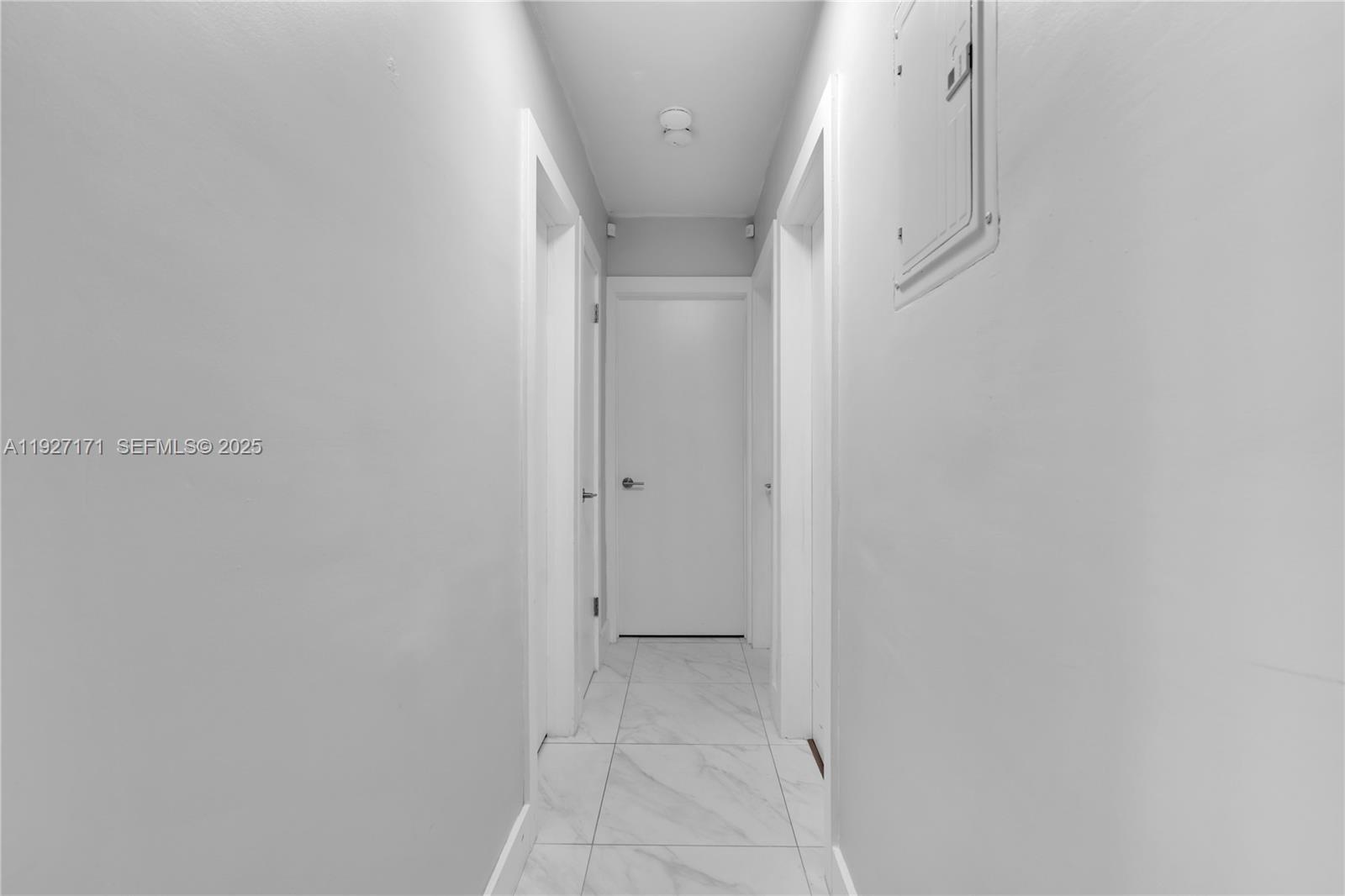 251 Southeast 8th Street Pompano Beach, FL 33060 - Photo 17 of 34 a view of hallway