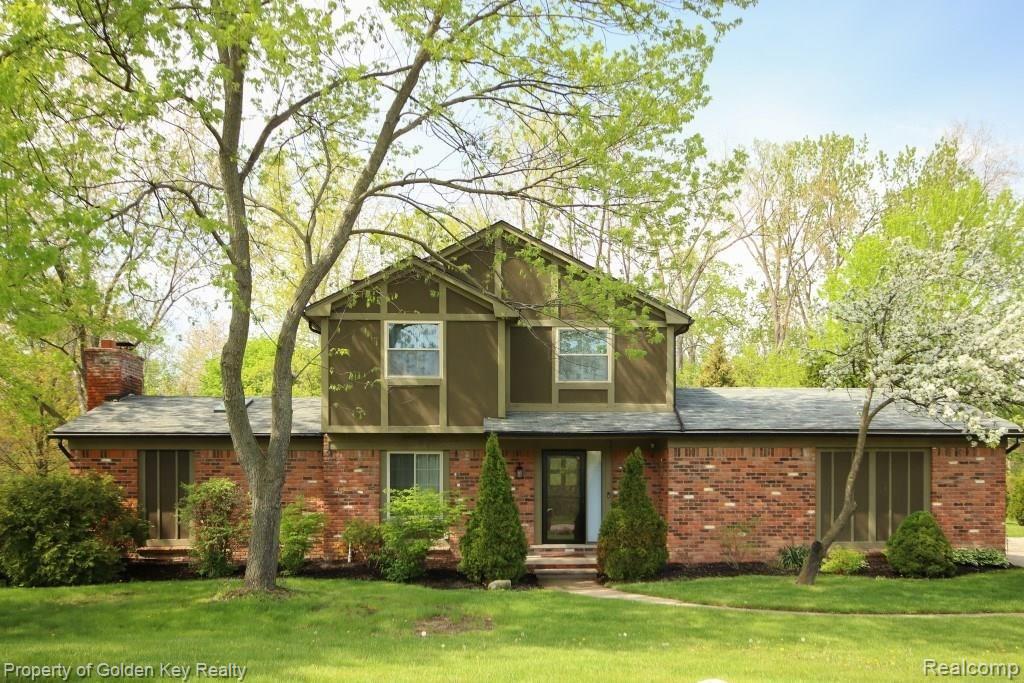 37520 West 8 Mile Road Farmington Hills, MI 48167 - Photo 2 of 26