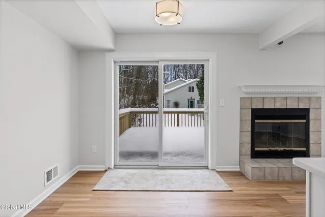 $299,900 | 27 Woodside Drive, Albany, NY 12208