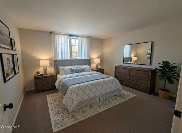 $299,900 | 27 Woodside Drive, Albany, NY 12208