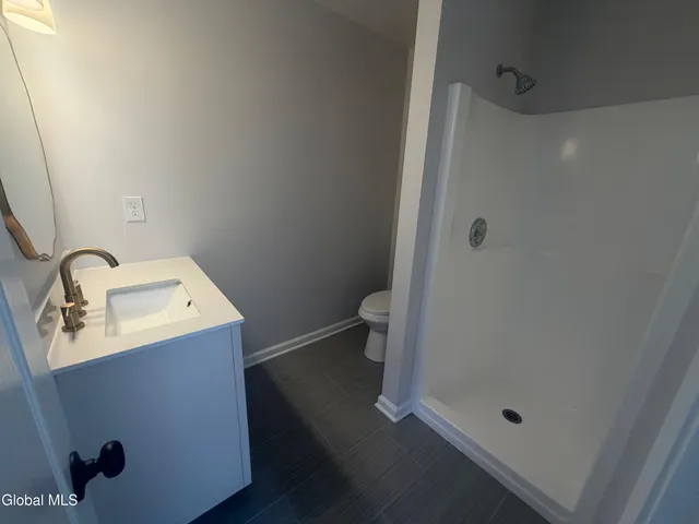 $299,900 | 27 Woodside Drive, Albany, NY 12208