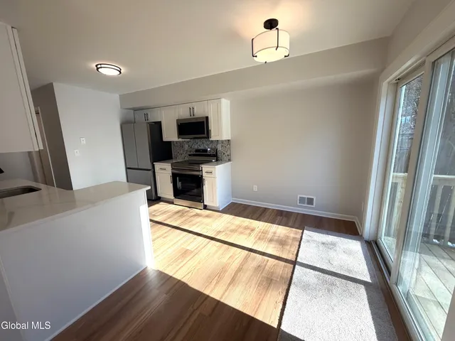 $299,900 | 27 Woodside Drive, Albany, NY 12208