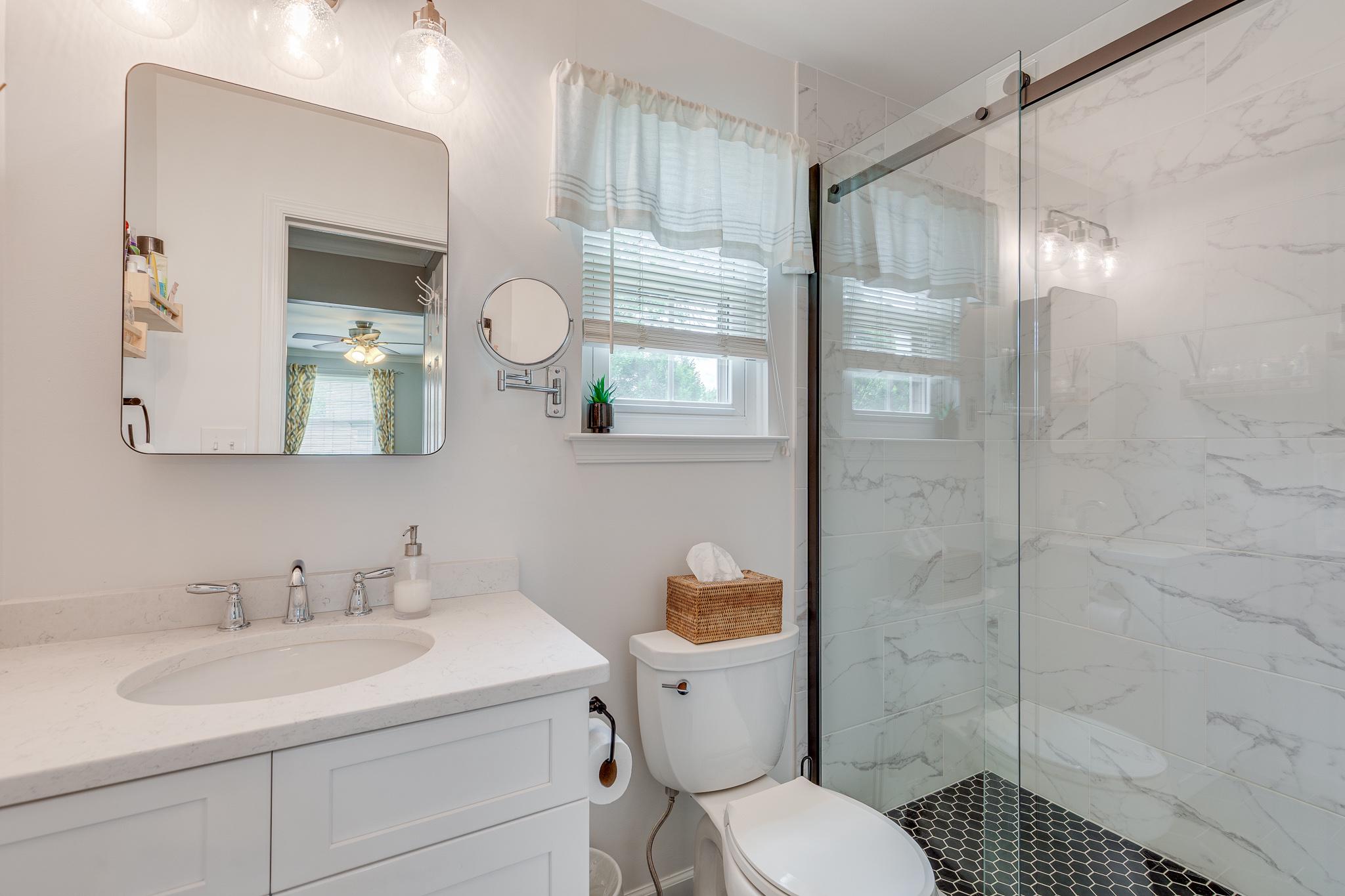 17 Utica Road Marlton, NJ 08053 - Photo 22 of 29 Ensuite primary bathroom
