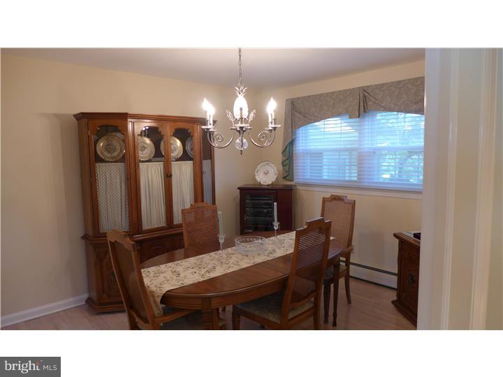 101 Roxboro Road Lawrence Township, NJ 08648 - Photo 4 of 21