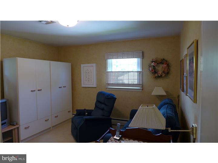 101 Roxboro Road Lawrence Township, NJ 08648 - Photo 7 of 21