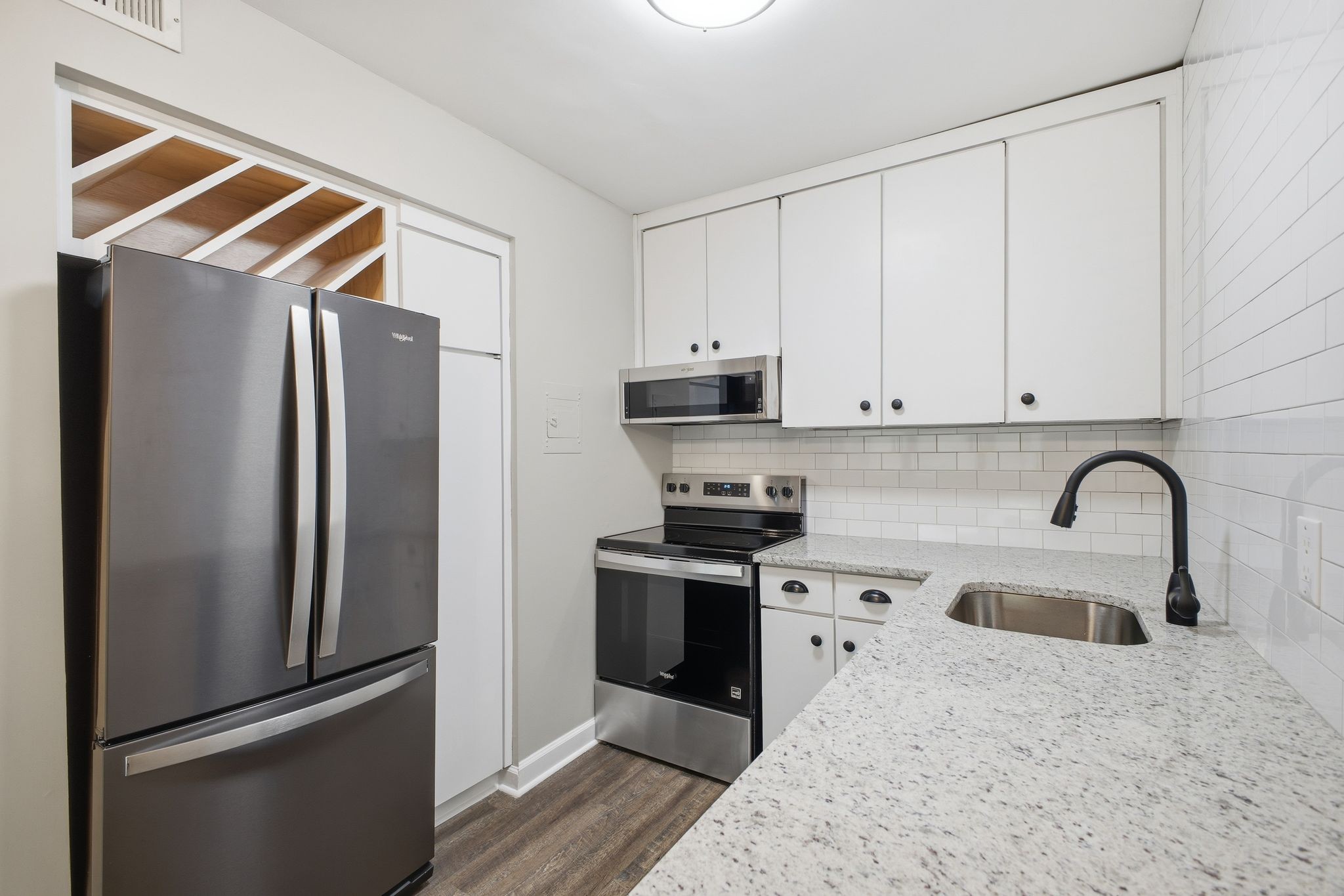 1900 Richard Jones Road, Unit B211 Nashville, TN 37215 - Photo 13 of 30