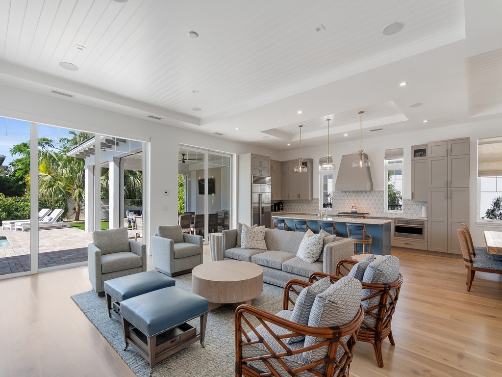 915 Surfsedge Way Vero Beach, FL 32963 - Photo 3 of 36