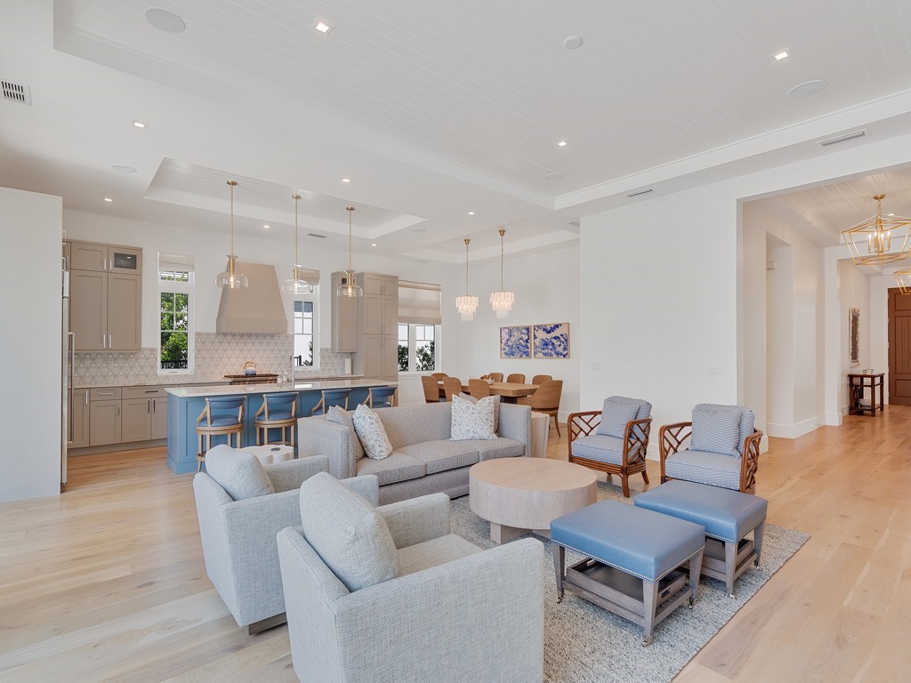 915 Surfsedge Way Vero Beach, FL 32963 - Photo 4 of 36