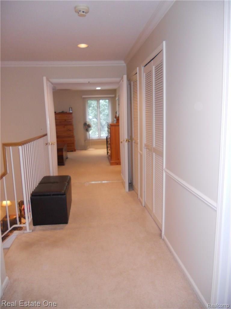 966 Golfview Court, Unit 9 Rochester, MI 48307 - Photo 28 of 46 DSCN3505.JPG