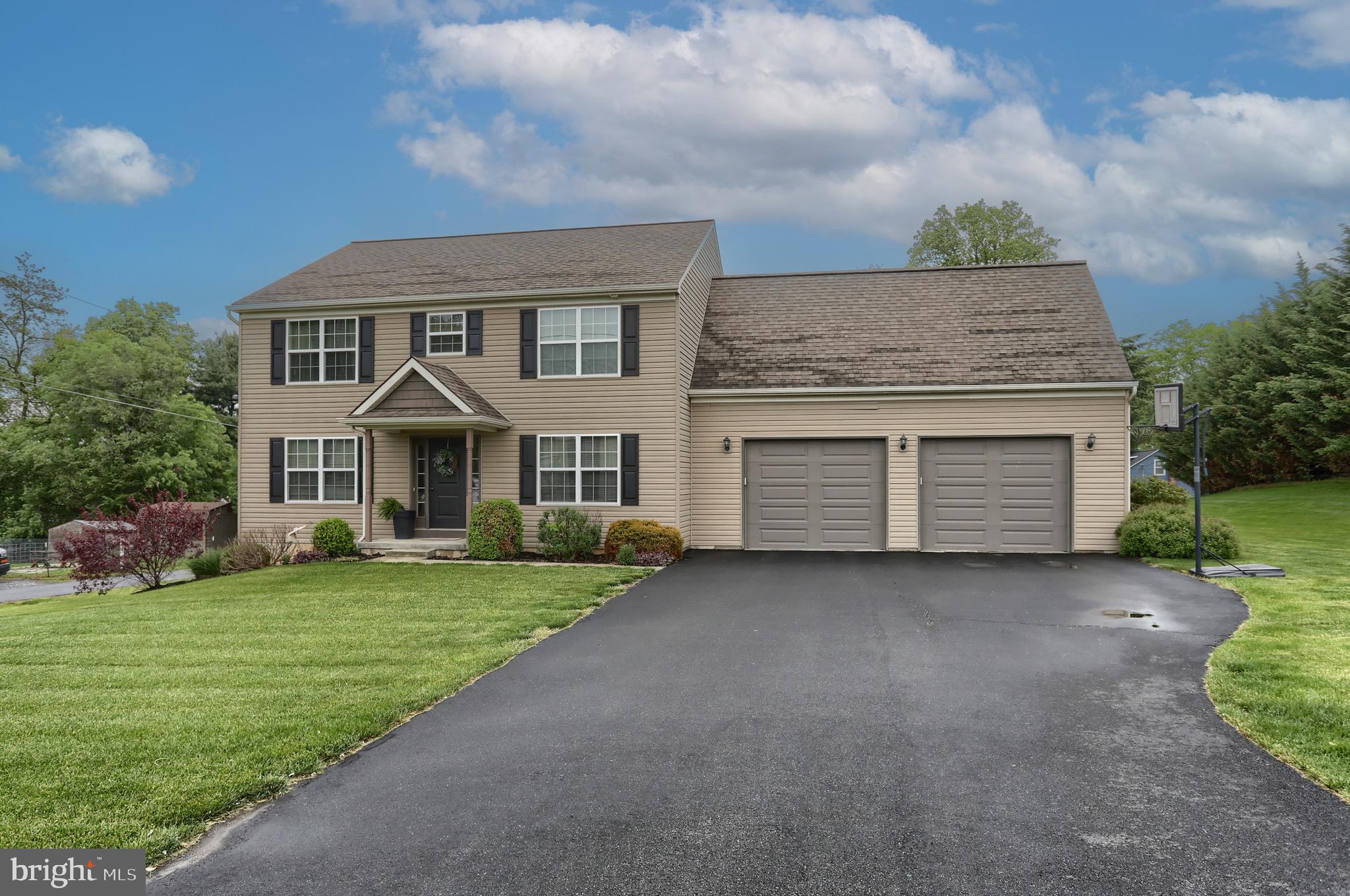 2 Freys Road Elizabethtown, PA 17022 - Photo 3 of 38 Gallery Image 3