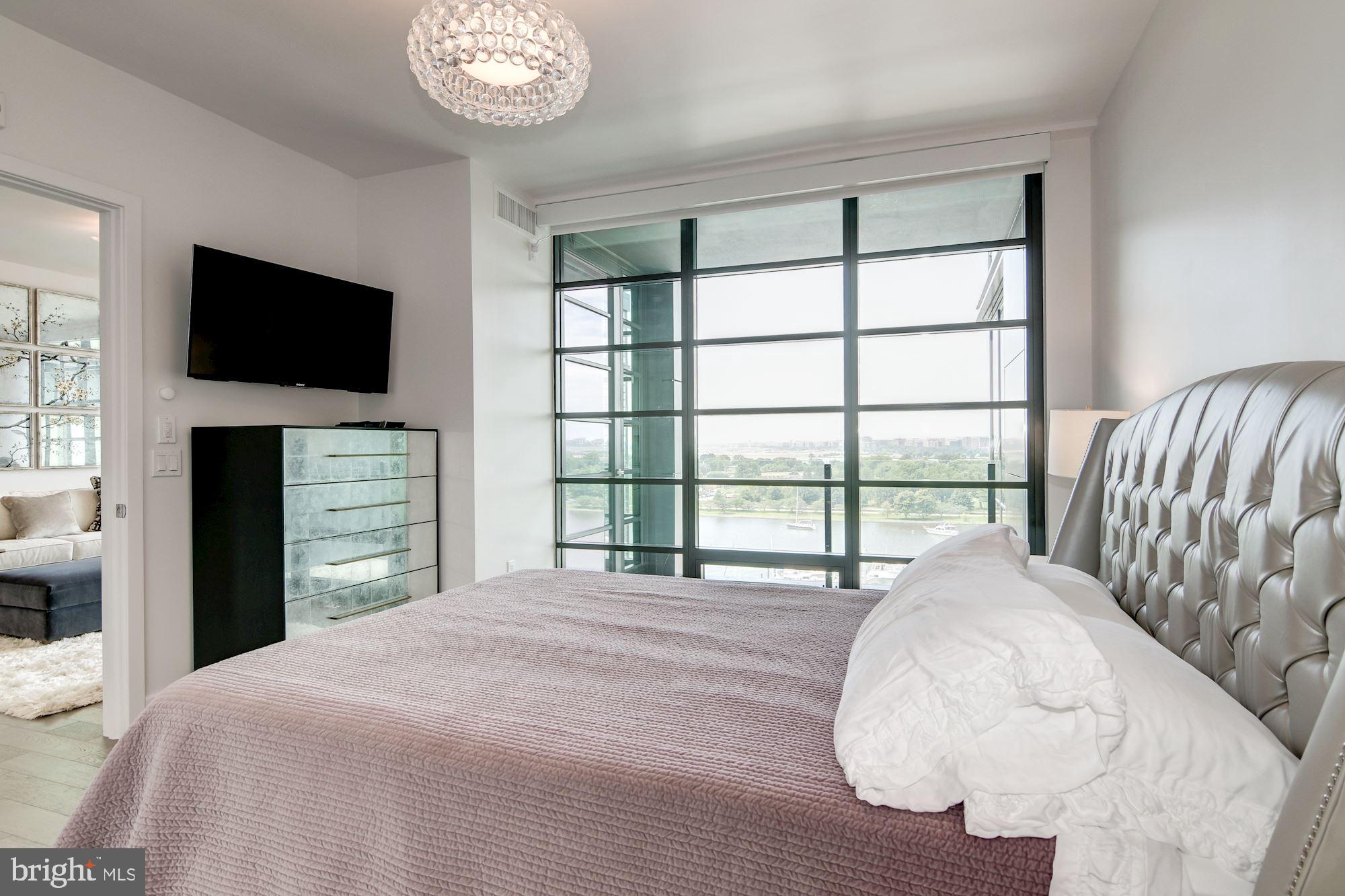 45 Sutton Square Southwest, Unit 1002 Washington, DC 20024 - Photo 12 of 29