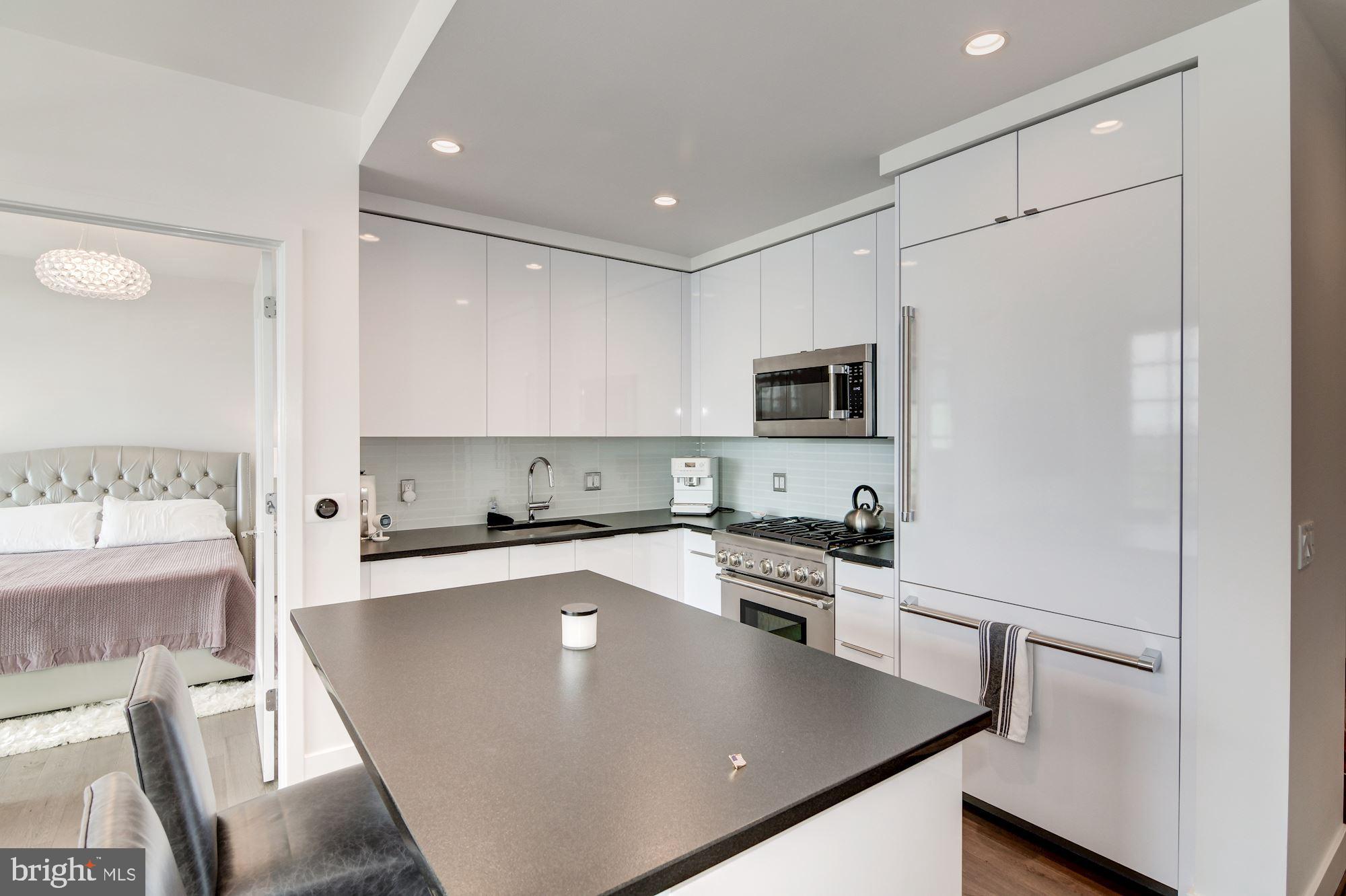 45 Sutton Square Southwest, Unit 1002 Washington, DC 20024 - Photo 7 of 29