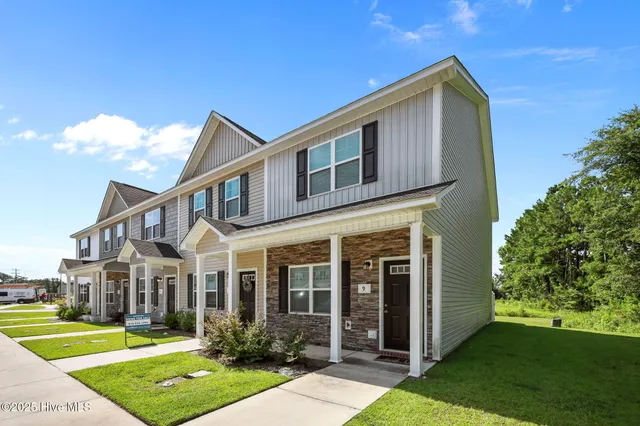 $213,500 | 5 Jaydn Drive West, Jacksonville, NC 28546