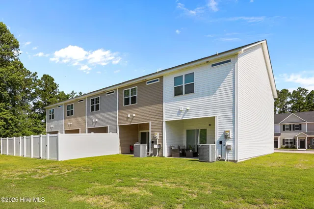 $213,500 | 5 Jaydn Drive West, Jacksonville, NC 28546